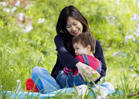 About Moms (Mothers) in Japan